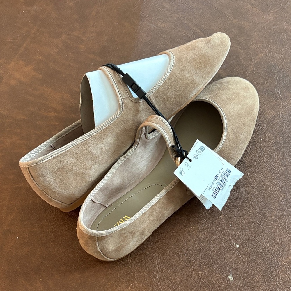 Zara Tan Suede Flats